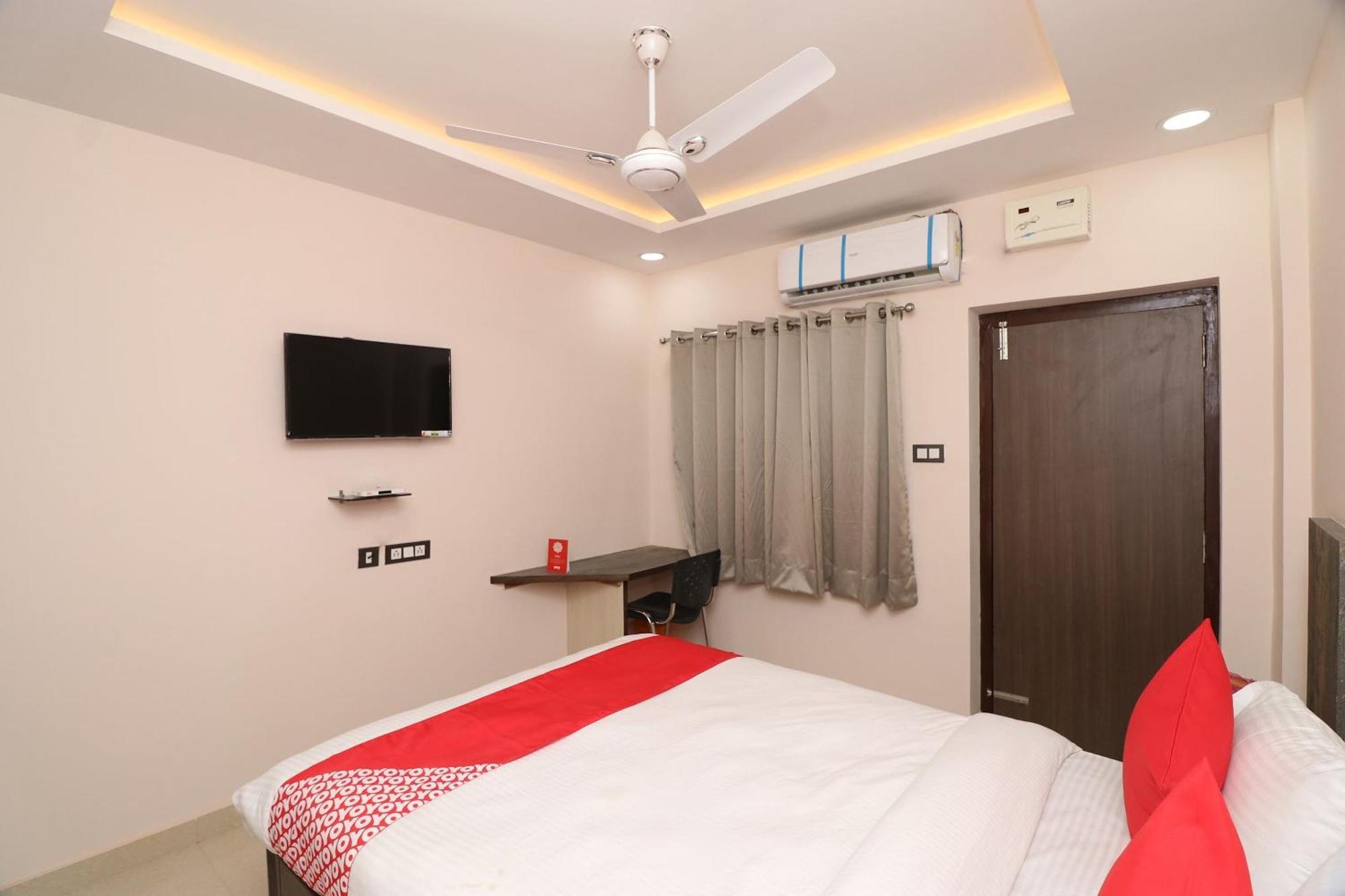 Hotel Centre Point โคราฆปุระ ภายนอก รูปภาพ