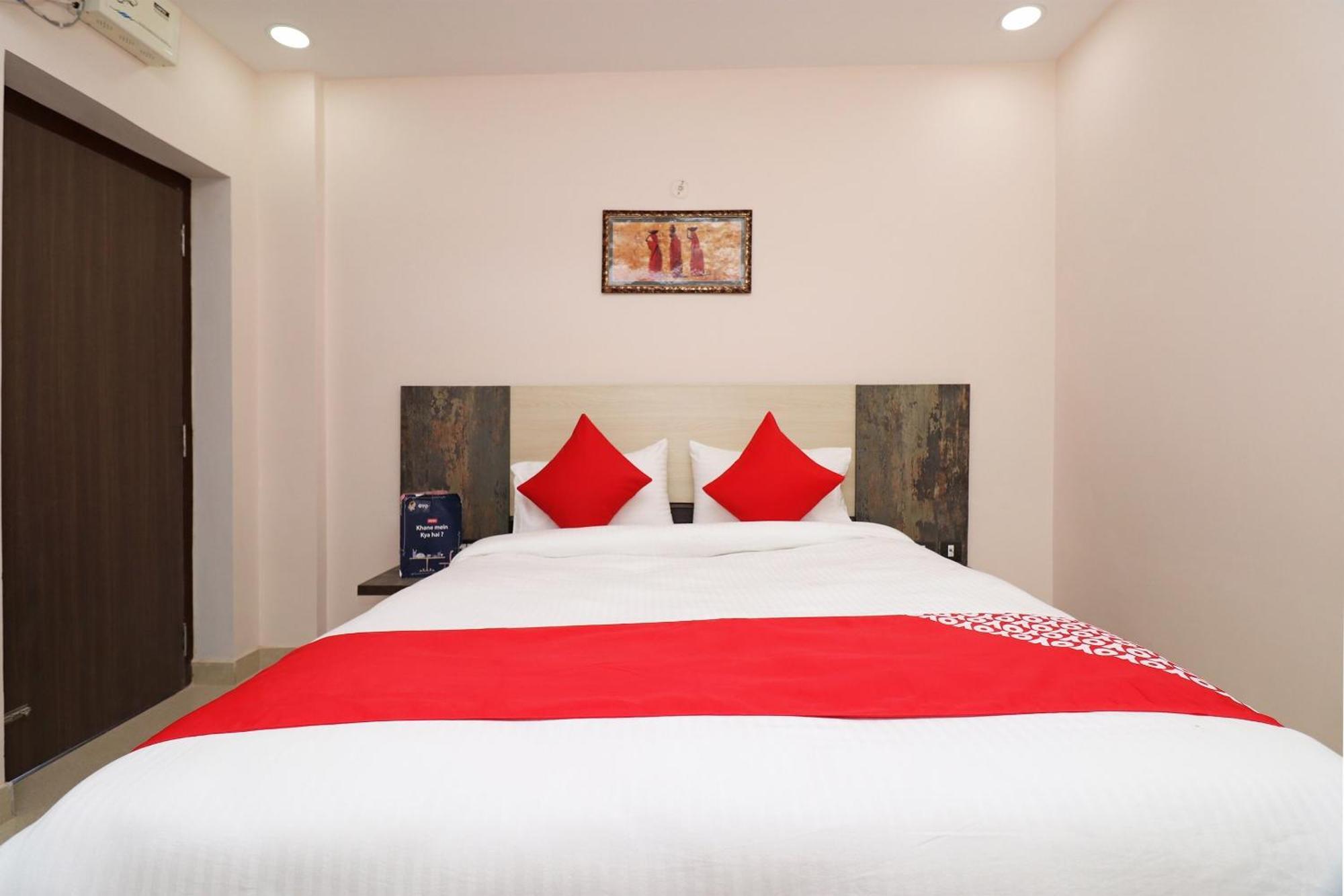 Hotel Centre Point โคราฆปุระ ภายนอก รูปภาพ